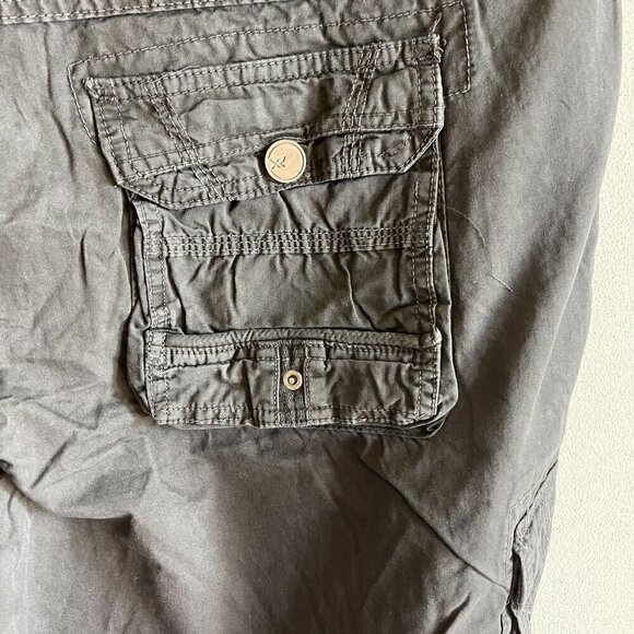 X RAY Mens Navy Blue Knee Length Cargo Shorts 12.5" Inseam Waist 40 NEW - Picture 10 of 15